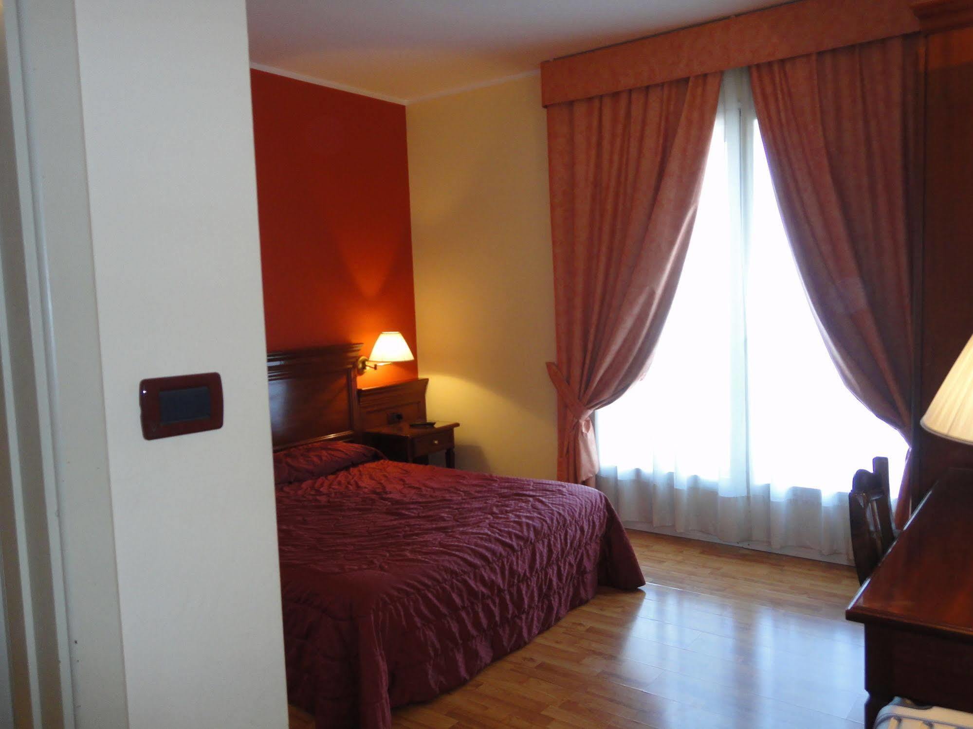 Hotel Vazzana فولبيانو المظهر الخارجي الصورة