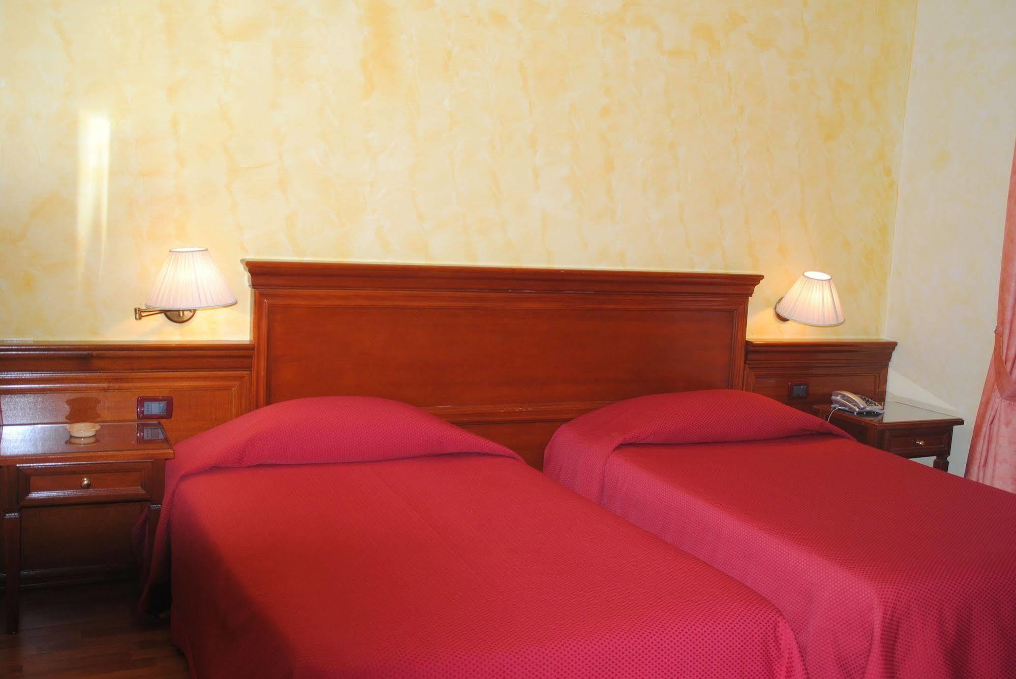 Hotel Vazzana فولبيانو المظهر الخارجي الصورة